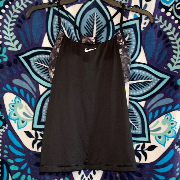 NWT Nike swim top S - Picture 1 of 7
